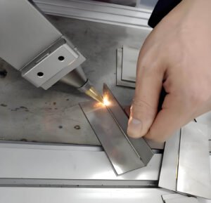 Handheld laser metal welding
